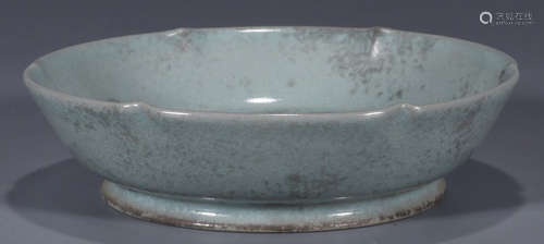 A RUYAO GLAZE FLOWER SHAPE PLATE