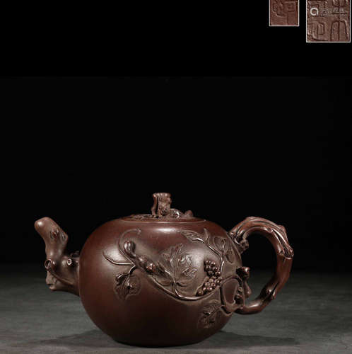 A ZISHA CARVED POT