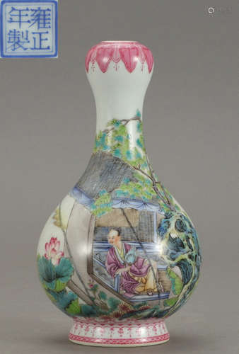 AN ENAMELED GLAZE FIGURE PATTERN VASE