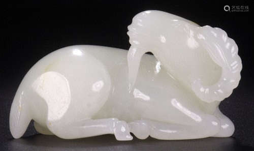 A HETIAN JADE CARVED GOAT SHAPE PENDANT