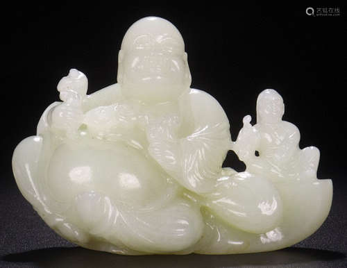 A HETIAN JADE CARVED MAITREYA BUDDHA STATUE