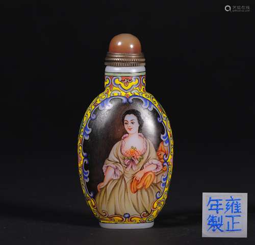 A CHINESE VINTAGE ENAMEL SNUFF BOTTLE