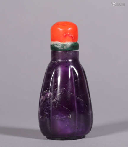 A CHINESE VINTAGE PURPLE CRYSTAL SNUFF BOTTLE