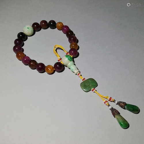 A CHINESE VINTAGE TOURMALINE HAND CHAIN