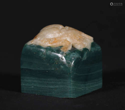A CHINESE VINTAGE AGATE SEALS