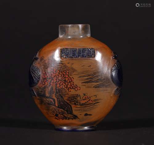 A CHINESE VINTAGE SNUFF BOTTLE