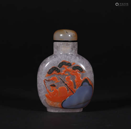 A CHINESE VINTAGE AGATE SNUFF BOTTLE