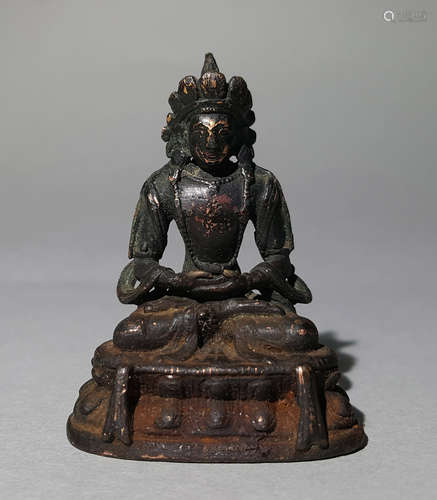 AN VINTAGE GILT BRONZE BUDDHA STATUE