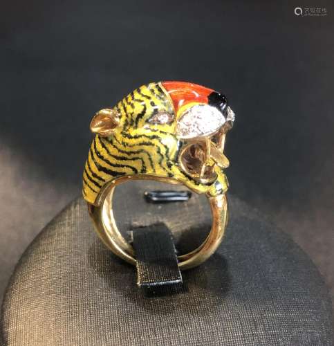 18K GOLD ENEMAL RING