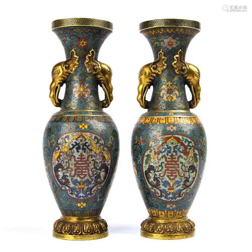 PAIR OF CLOISONNE ENAMEL VASE WITH MARK