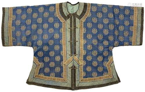 CHINESE EMBROIDERED SILK ROBE