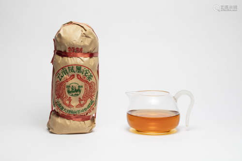 90年代中期    出口马来    大理南涧出品    土林凤凰沱茶