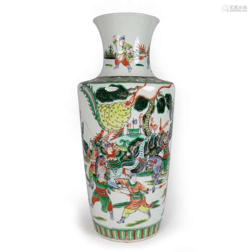 CHINESE FAMILLE VERTE PORCELAIN VASE