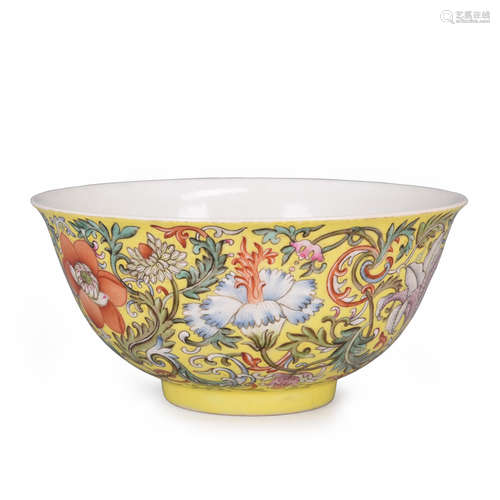 FAMILLE ROSE BAT AND FLOWER BOWL WITH MARK