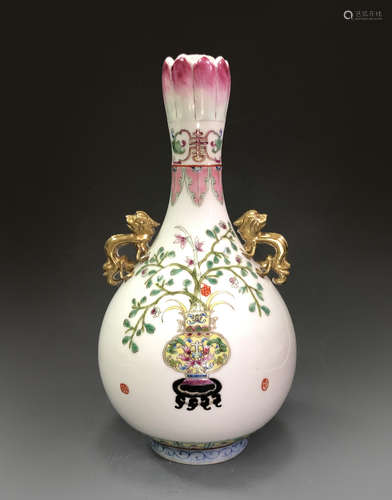 FAMILLE ROSE GARLIC FORM PORCELAIN VASE