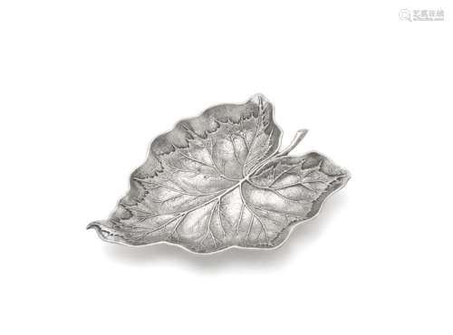 Gianmaria Buccellati (Italian, 1929-2005) A Silver Leaf Dish, circa 1970s