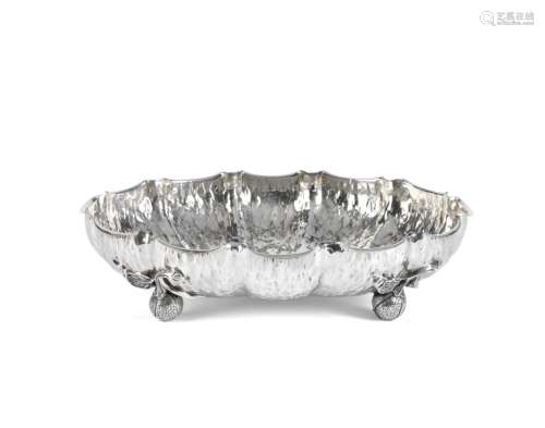 A Victorian silver bowl Heath & Middleton, London 1886