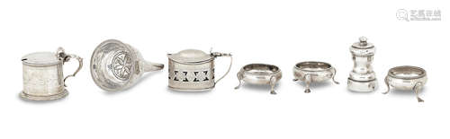 A small collection of table silver various makers and dates (7)