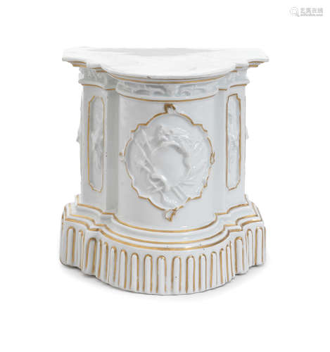 A Meissen socle Circa 1760