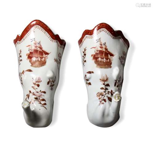 A Pair of Iron-Red Wall Vases, Republic Period民国 矾红壁瓶一对