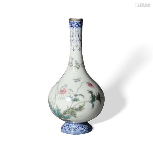 A FaLangCai Bottle Vase, Qianlong mark, Republic Period民国 珐琅彩蝶恋花纹长颈瓶   乾隆年制款