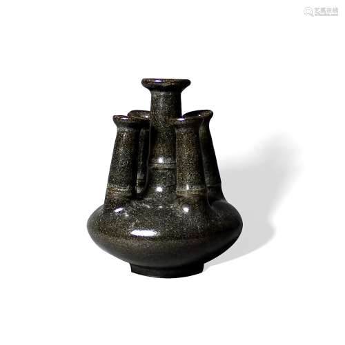 A Smaill Teadust-Glazed Five-Necked 'Tulip' Vase, Qing Dynasty清 茶叶沫五管瓶