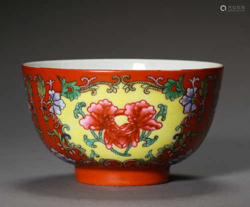 A very rare 'Falangcai' floral bowl. Daoguang mark