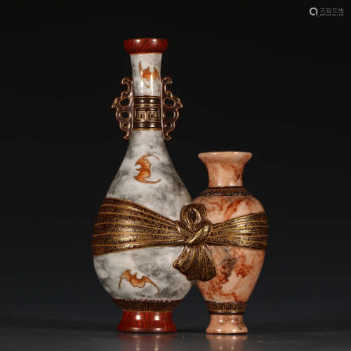 A Chinese Ink Painted Gild Wood Grain Glazed Porcelain Siamesed Vase