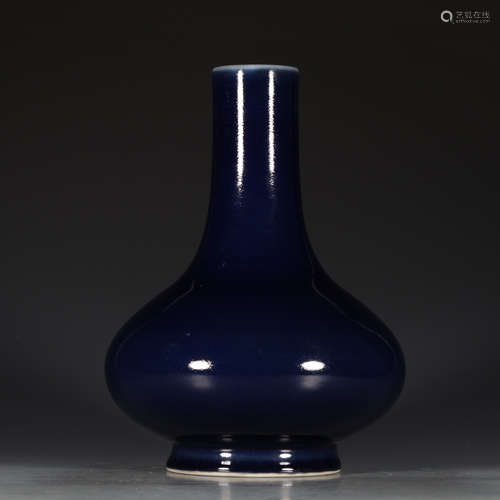 A Chinese Altar Blue Glazed Porcelain Vase