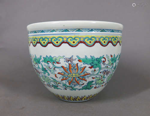 A Chinese Doucai Floral Porcelain Vase