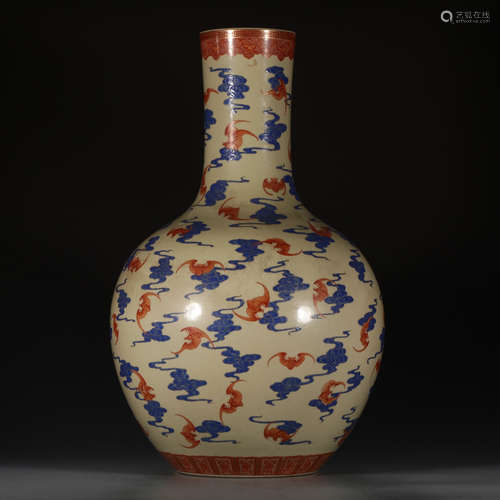 A Chinese Blue and White Iron Red Floral Porcelain Vase