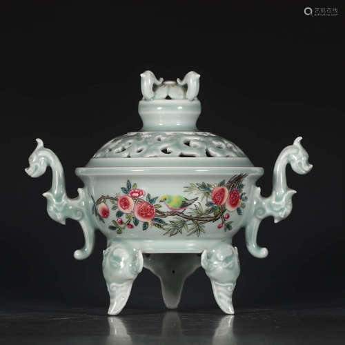 A Chinese Pea Green Glazed Flower&Bird Pattern Three-legged Porcelain Censer