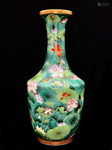 A Chinese Iron Red Gild brim Lotus Painted Porcelain Vase