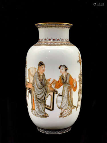 A Chinese Ink Color Gild Figures Painted Porcelain Vase
