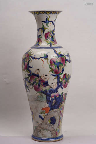 A Chinese Famille Rose Floral Porcelain Vase