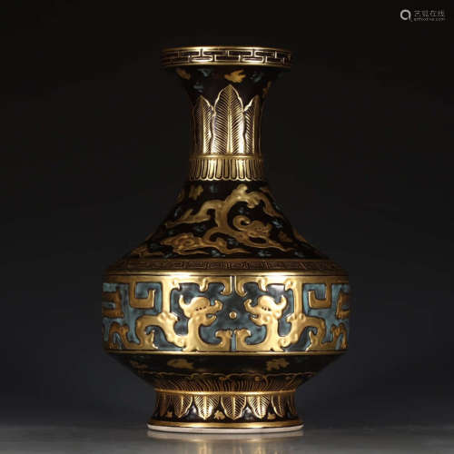 A Chinese Bronze Color Gild Dragon Pattern Porcelain Vase