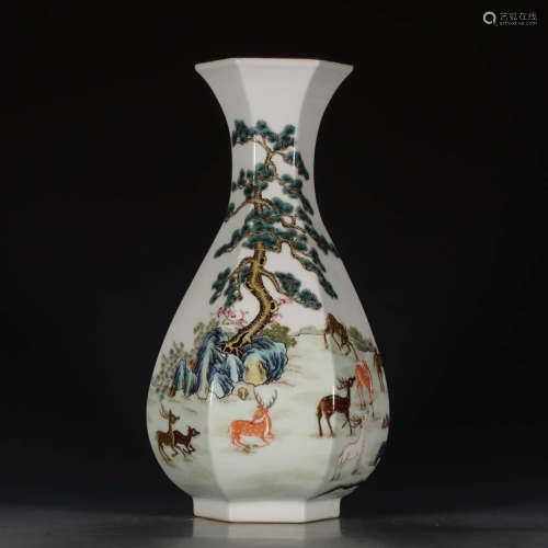 A Chinese Famille Rose Porcelain hexagon Vase