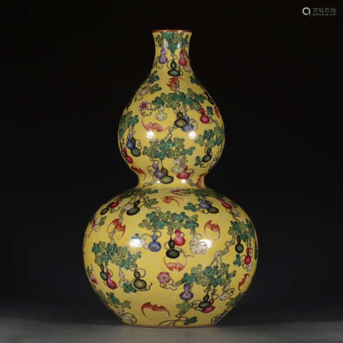 A Chinese Yellow Famille Rose Porcelain Gourd-shaped Vase