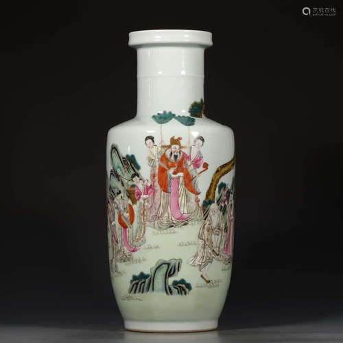 A Chinese Famille Rose Porcelain Vase