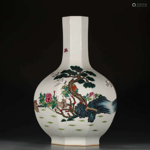 A Chinese Famille Rose Porcelain Vase