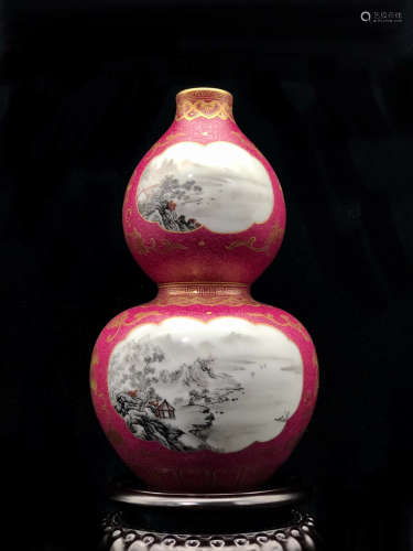 A Chinese carmine Floral Gild Landscape Porcelain Gourd-shaped Vase