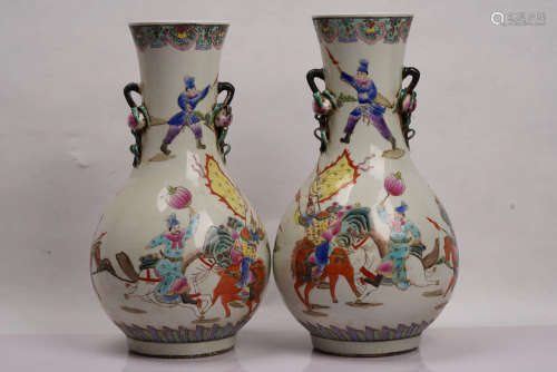 A Pair of Chinese Famille Rose Figure Painted Porcelain Vase