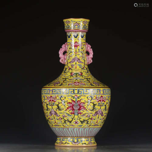 A Chinese Yellow Famille Rose Porcelain Double Ears Vase