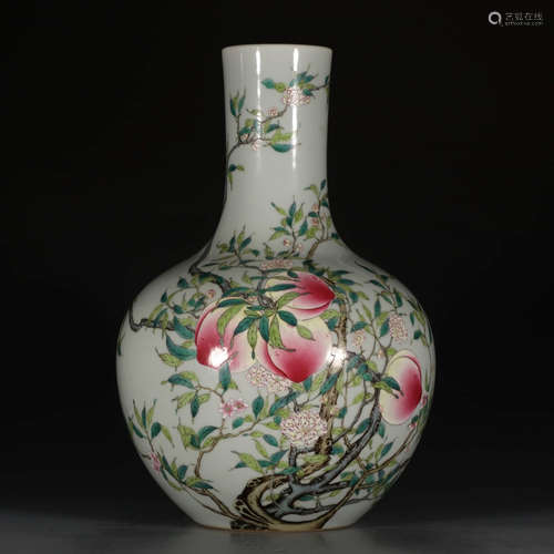 A Chinese Famille Rose Peach Painted Porcelain Vase