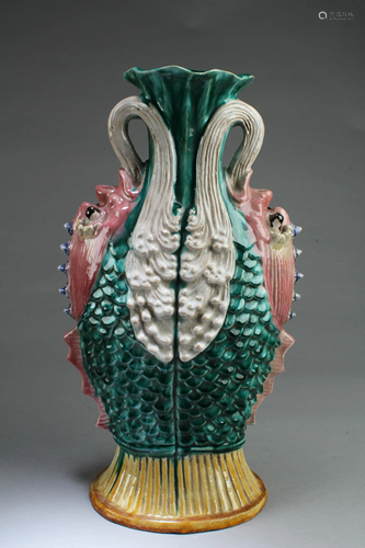 A Pottery Wucai 'Twin-Fish' Vase