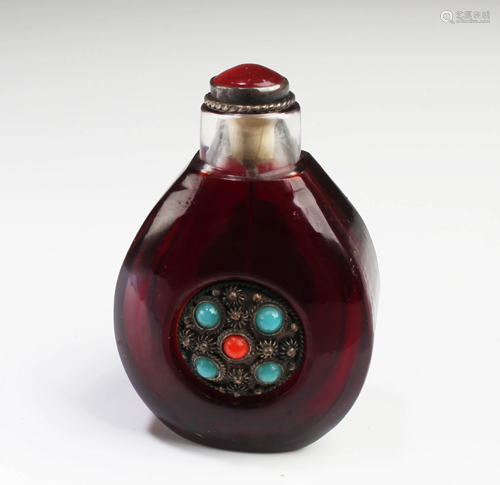 Chinese Peking Glass Snuff Bottle