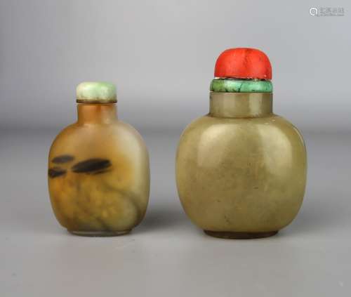 Two Chinese Agate Snuff Bottles, Qing Dynasty