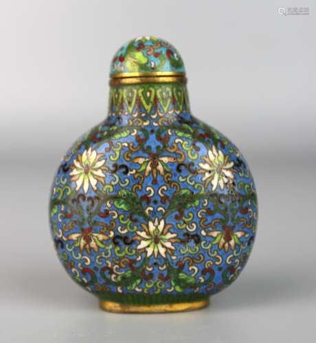 A Chinese Cloisonne Snuff Bottle, Jiaqing Period, Qing