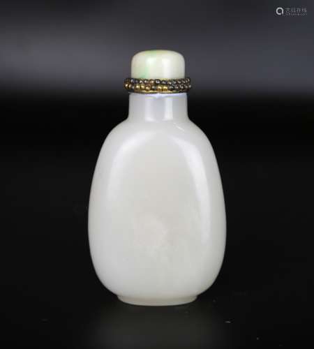 A Chinese Jade Snuff Bottle, QIng Dynasty