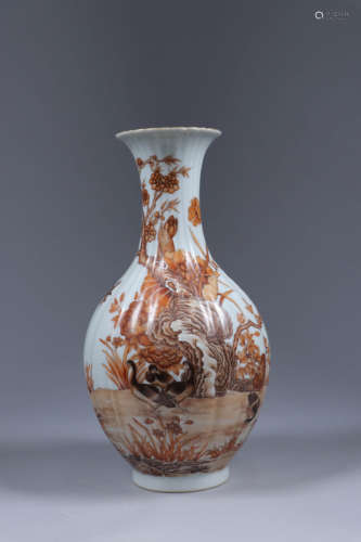 乾隆款·胭脂红安居乐业赏瓶 A Chinese Carmine Painted Porcelain Vase